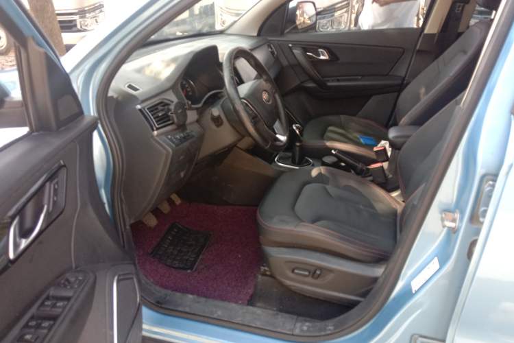 Used FAW Senya R7 2016 1.6L Manual Luxury Version
