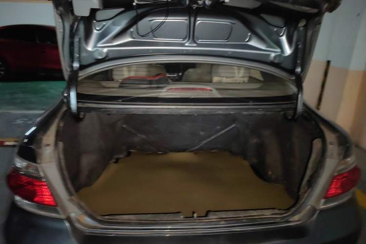 Used Everus S1 2011 1.3L Automatic Comfort Edition
