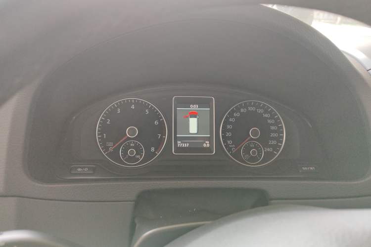 Used Volkswagen Multivan 2012 2.0 TSI Two-Wheel-Drive Luxury Edition