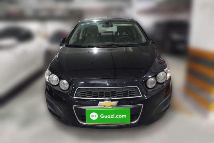 Used Chevrolet Aveo Sonic 2011 Sedan 1.4L Automatic SL