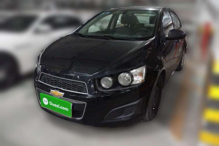 Used Chevrolet Aveo Sonic 2011 Sedan 1.4L Automatic SL