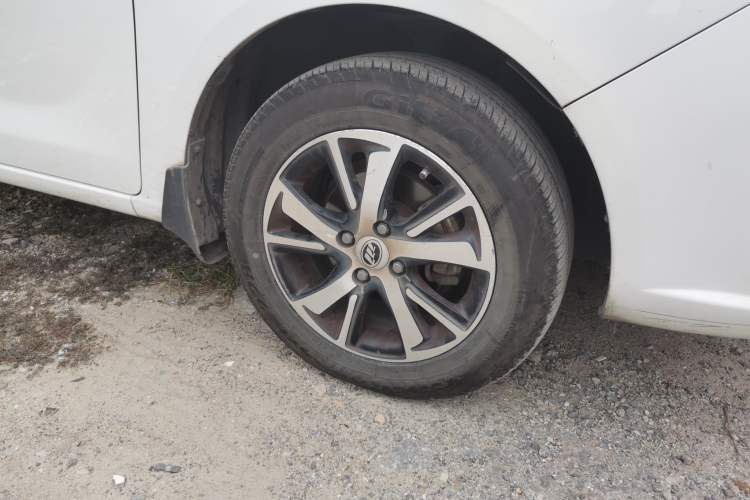 Used Lifan Auto 650EV 2018 Luxury Model
