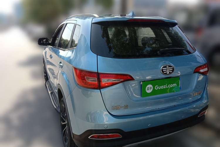 Used FAW Senya R7 2016 1.6L Manual Luxury Version
