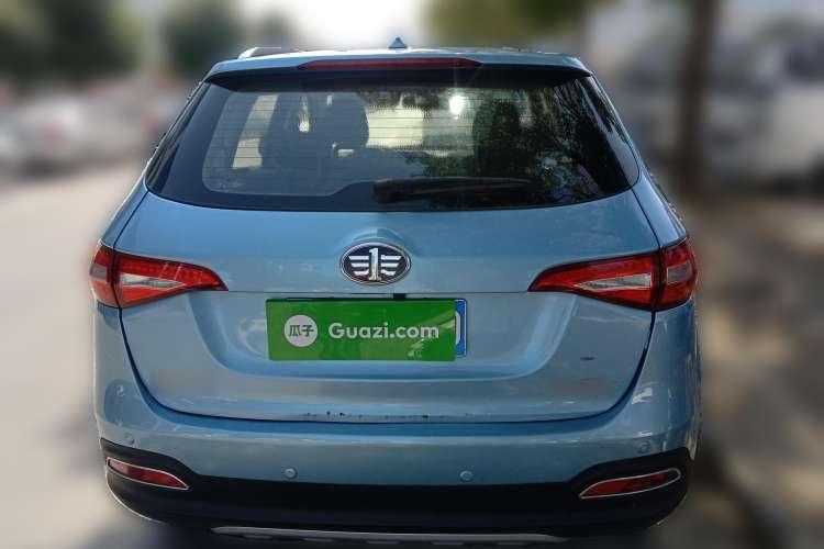 Used FAW Senya R7 2016 1.6L Manual Luxury Version
