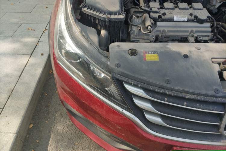 Used Baojun 310W 2017 1.5L Manual Fashion Model China V