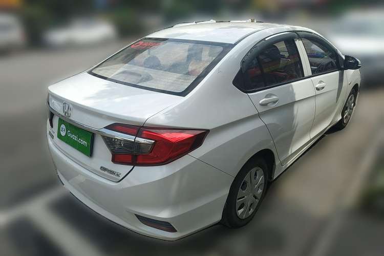 Used Honda Greiz 2016 1.5L CVT Classic Edition
