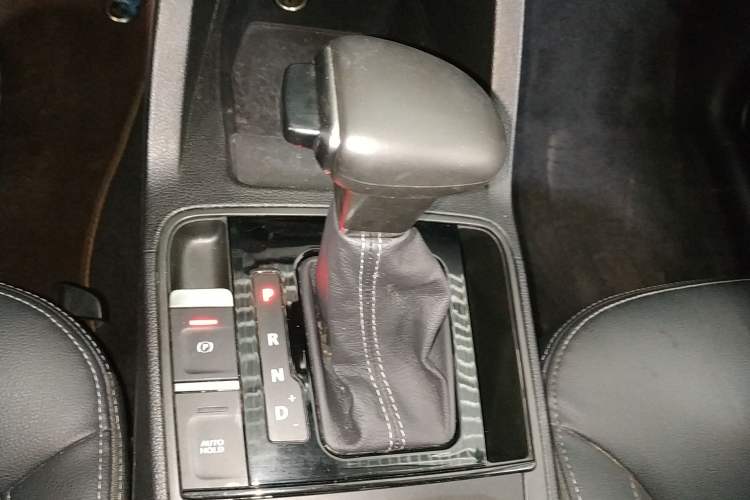 Used Qoros 5 2018 Revised Version 1.6T Automatic Leading Edition
