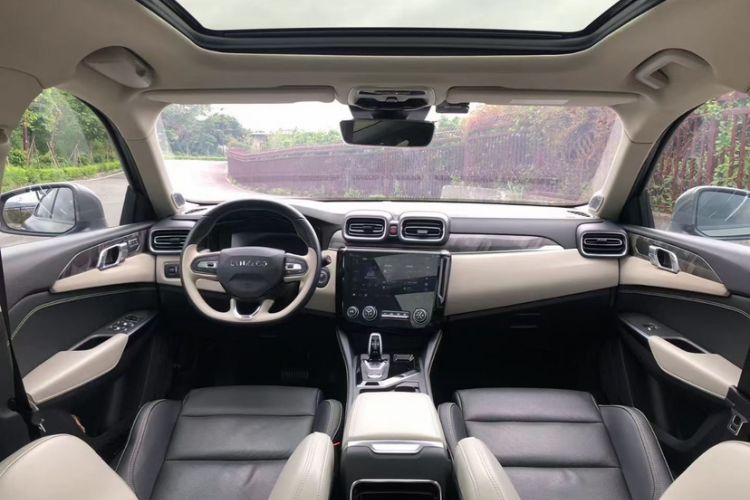 Used Lynk & Co 02 2022 1.5T DCT Shine Pro