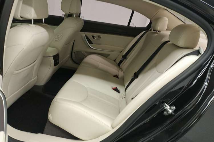 Used Roewe e950 2017 50T Hybrid Connected Executive Edition
