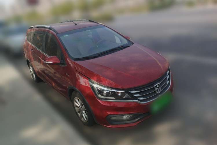 Used Baojun 310W 2017 1.5L Manual Fashion Model China V