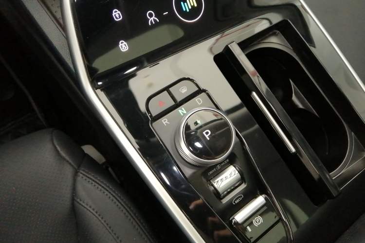 Used WM Motor EX5 2020 EX5-Z Fun Dynamic Edition
