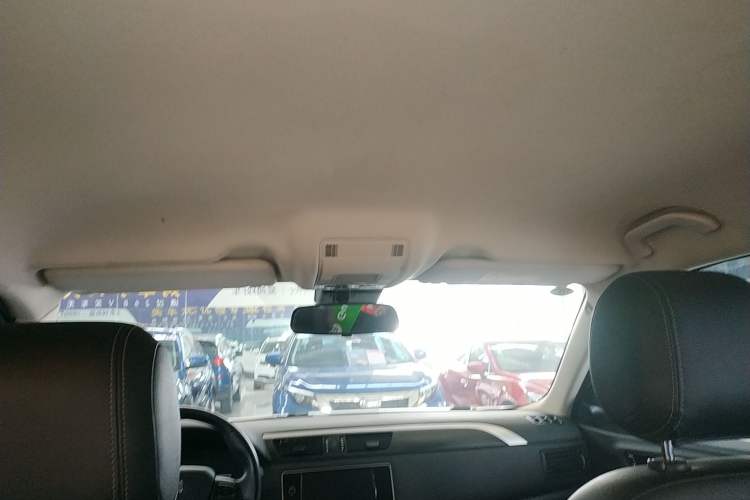 Used Qoros 5 2018 Revised Version 1.6T Automatic Leading Edition
