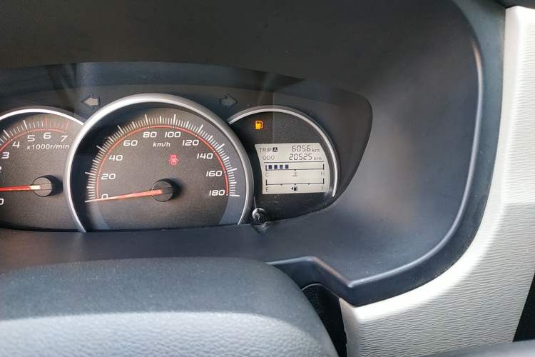 Used Oshan Olisway 2013 1.2L Manual Elite Model
