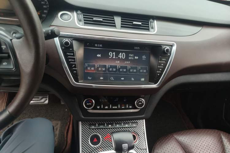 Used Land X7 2015 2.0T Panoramic Prestige Edition