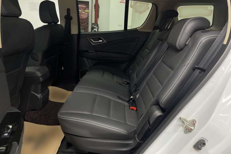 Used Isuzu mu-X 2020 1.9T Diesel Automatic 4x4 Enjoyment Edition 5 Seats China VI Standard
