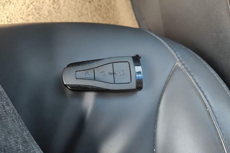 Used Roewe e550 2014 Flagship Edition
