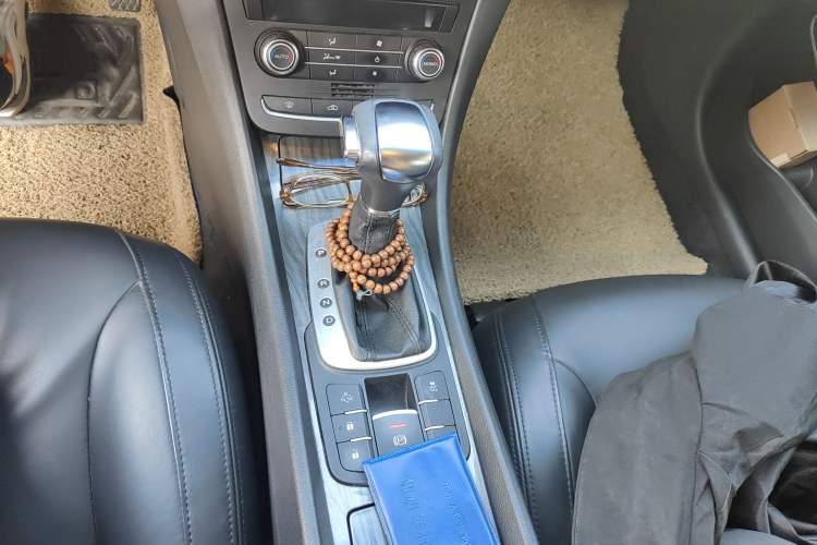 Used Roewe e550 2014 Flagship Edition
