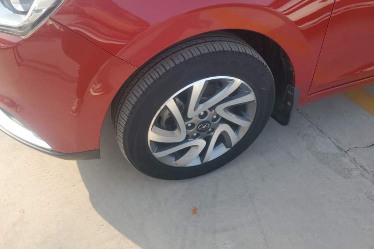 Used JAC Refine S2 2015 1.5L Manual Luxury Model
