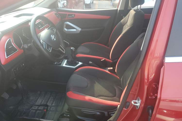 Used JAC Refine S2 2015 1.5L Manual Luxury Model
