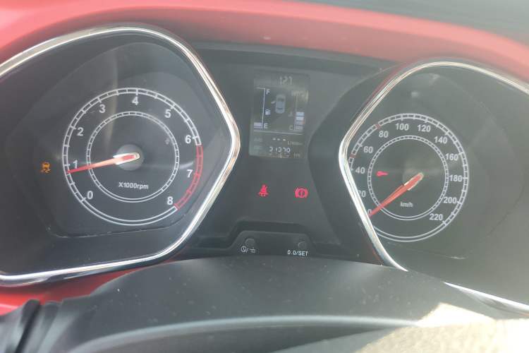 Used JAC Refine S2 2015 1.5L Manual Luxury Model
