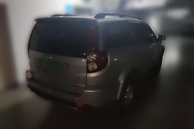 Used Haval H5 Classic 2011 Zhizun Edition 2.0L Two-Wheel Drive Luxury Model
