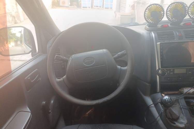 Used Jinbei Grace 2016 2.0L Standard Delivery Version