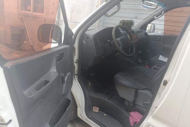 Used Jinbei Grace 2016 2.0L Standard Delivery Version