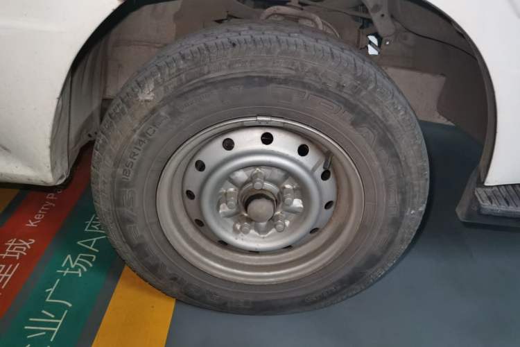 Used Jinbei Hiace 2014 2.0L 5th Generation Kuaiyunwang Business Version 4G19
