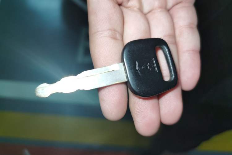 Used Jinbei Hiace 2014 2.0L 5th Generation Kuaiyunwang Business Version 4G19
