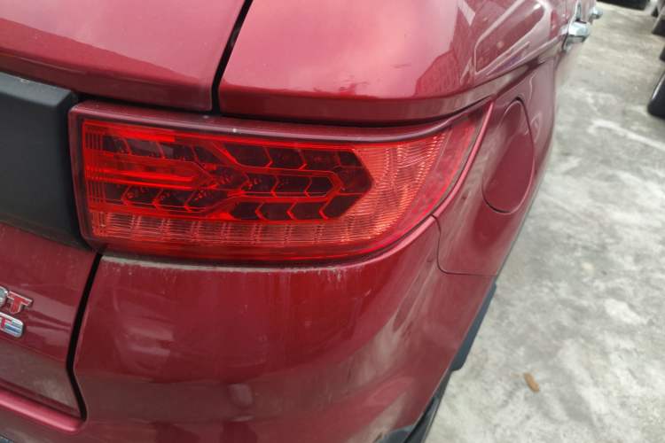 Used Land X7 2015 2.0T Panoramic Prestige Edition