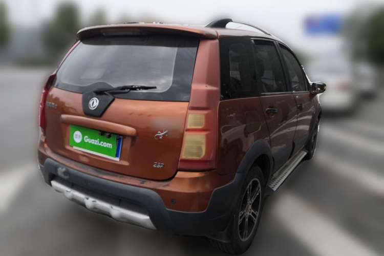 Used FORTHING Joyear X5 2013 1.6L Manual Luxury Model China IV Standard
