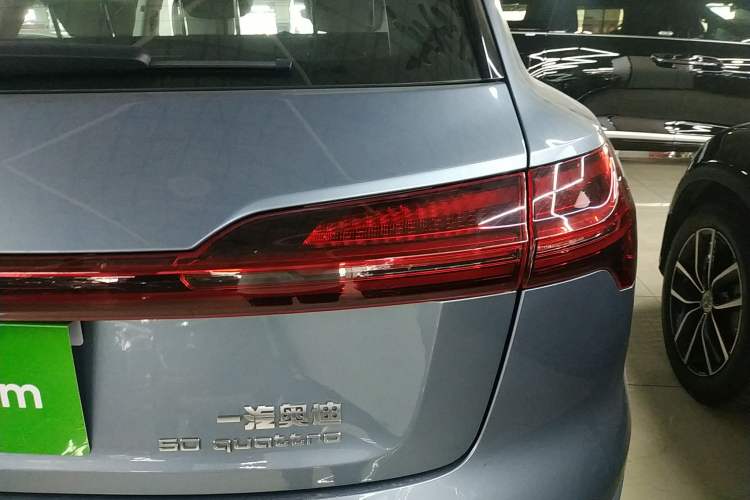 Used Audi e-tron 2021 50 quattro Prestige Edition
