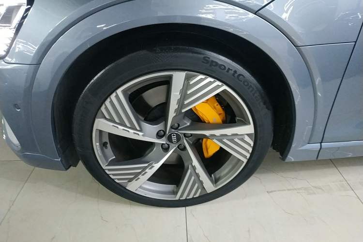 Used Audi e-tron 2021 50 quattro Prestige Edition
