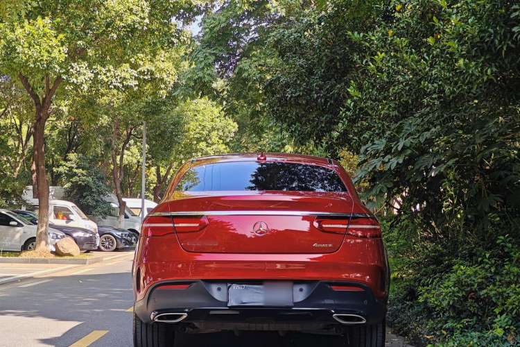 Used Mercedes-Benz GLE Coupe 2017 GLE 400 4MATIC Coupe SUV