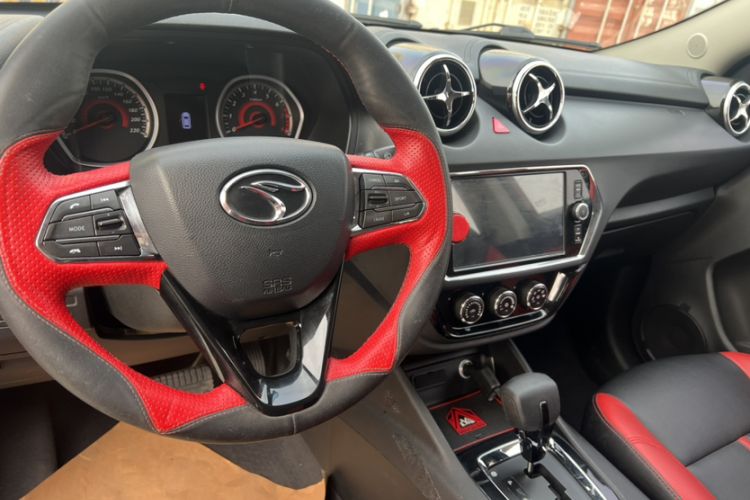 Used Soueast DX3 2016 1.5T SRG CVT Flagship Edition
