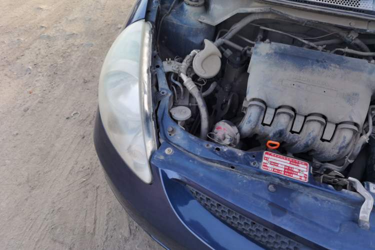 Used Honda Fit 2004 1.5L CVT Right Front Headlight