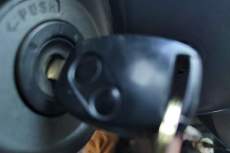 Used Honda Fit 2004 1.5L CVT Vehicle Key