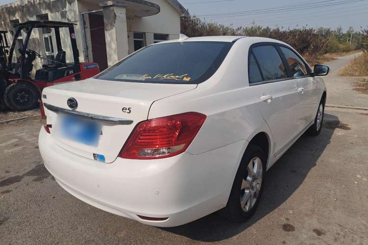 Used BYD e5 2017 300 Prestige Edition
