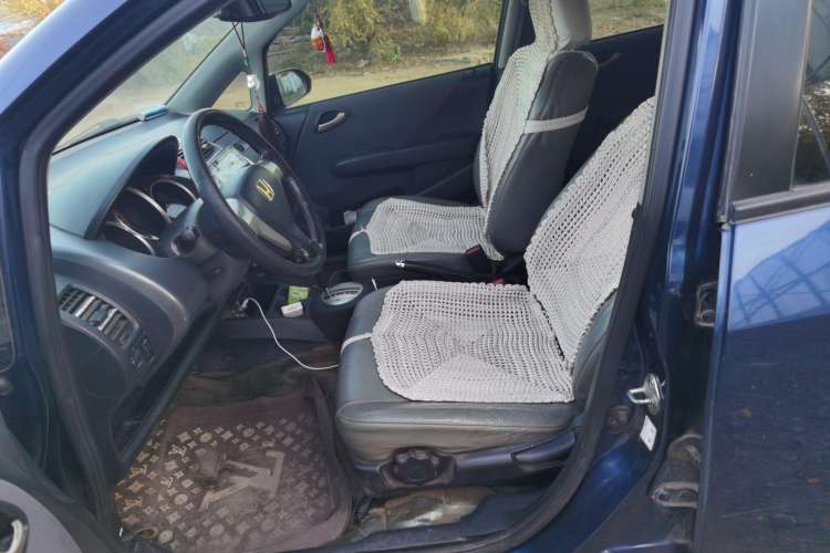 Used Honda Fit 2004 1.5L CVT Left Front Seat