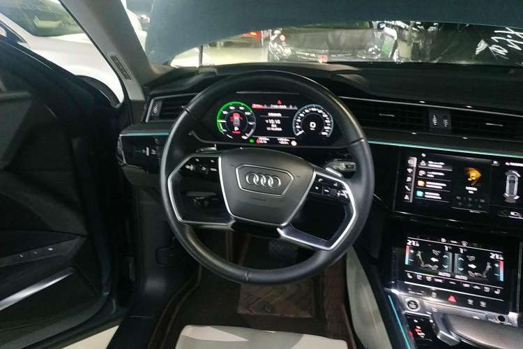 Used Audi e-tron 2021 50 quattro Prestige Edition
