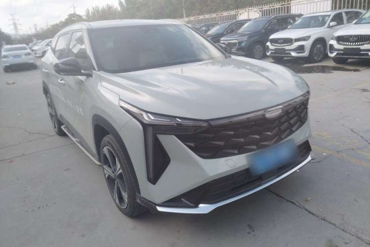 Used Geely Auto Emgrand X7 Sport 2023 Boyue COOL 1.5TD ZhiZun Edition
