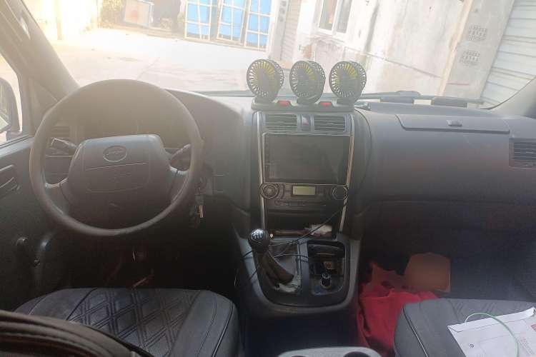 Used Jinbei Grace 2016 2.0L Standard Delivery Version