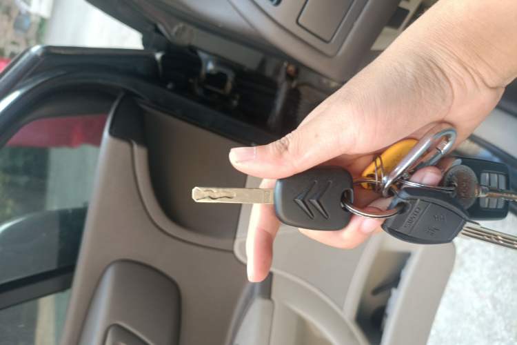 Used Citroen C-Quatre 2009 Two-Box 2.0L Manual Champion Edition
