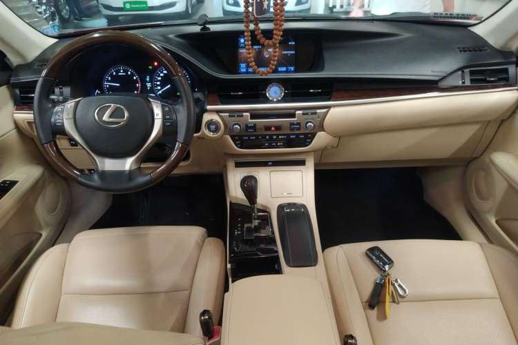 Used Lexus ES 2013 250 Elegant Edition