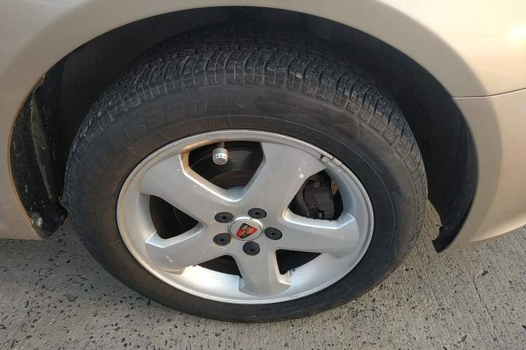 Used Roewe 350 2013 350C 1.5L Manual Swift Edition
