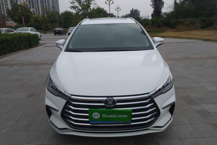 Used BYD Song MAX 2021 Upgraded Model 1.5T Automatic Luxury 7-Seater Front