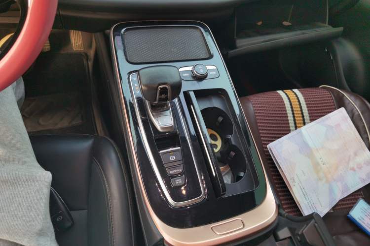 Used GAC Group Toyota iA5 2019 Luxury Edition Gear Lever