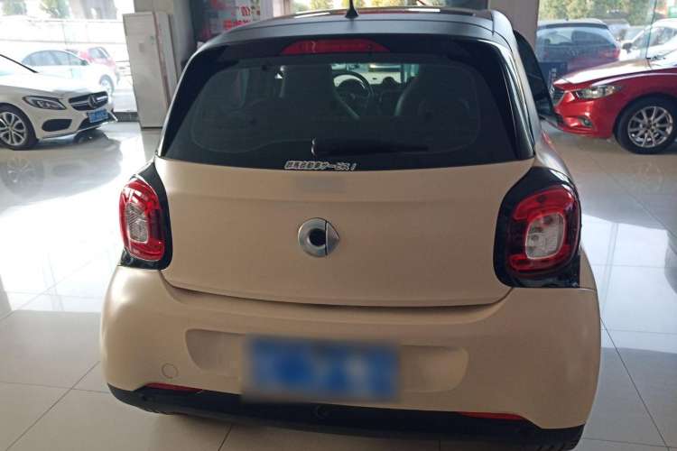 Used smart forfour 2018 0.9T 66 kW Pioneer Edition
