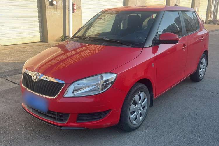 Used Skoda Fabia 2014 1.4L Manual Crystal Edition