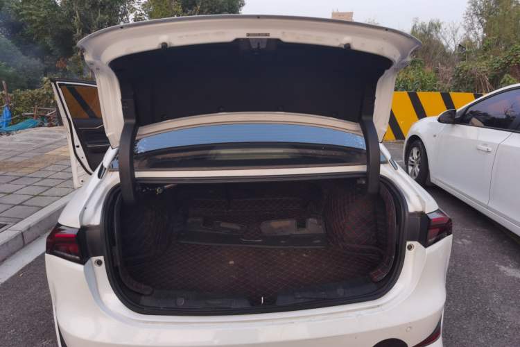 Used GAC Group Toyota iA5 2019 Luxury Edition Trunk